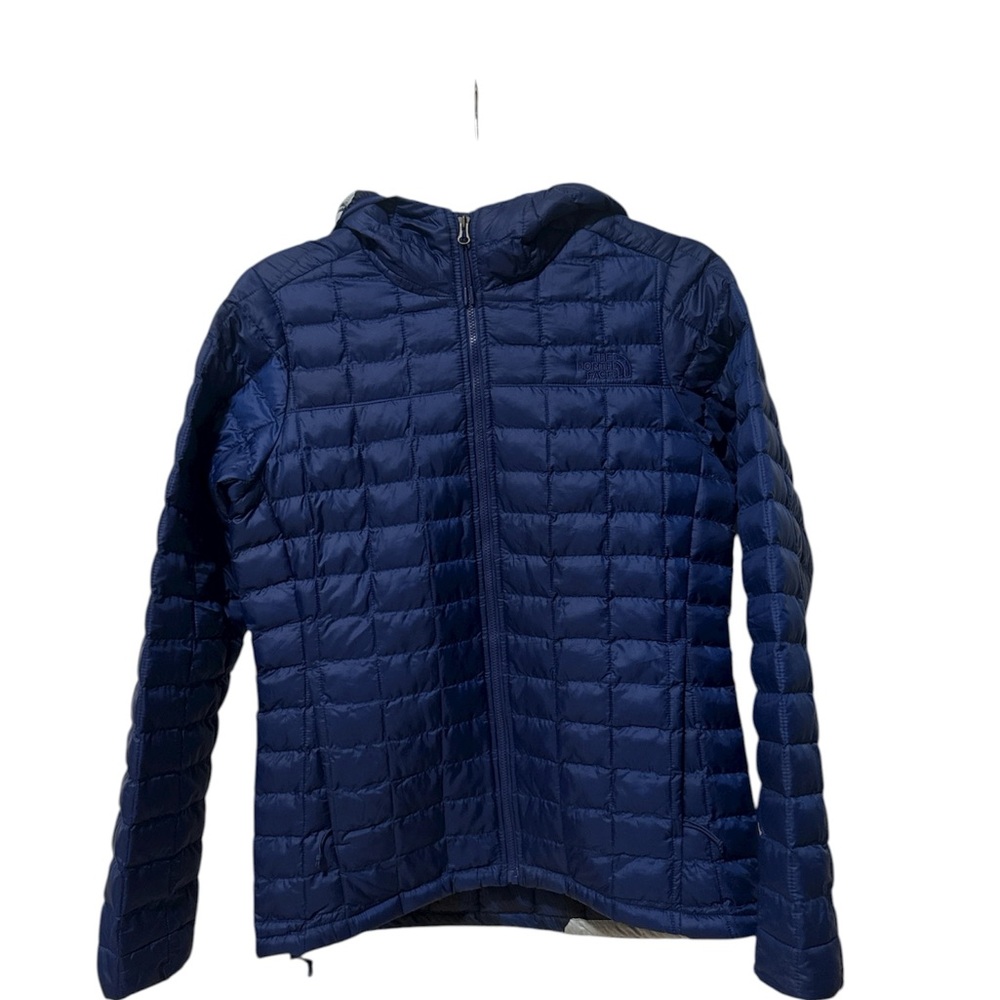 THE NORTH FACE Women's Thermoball Eco Hooded Jacket in Blue